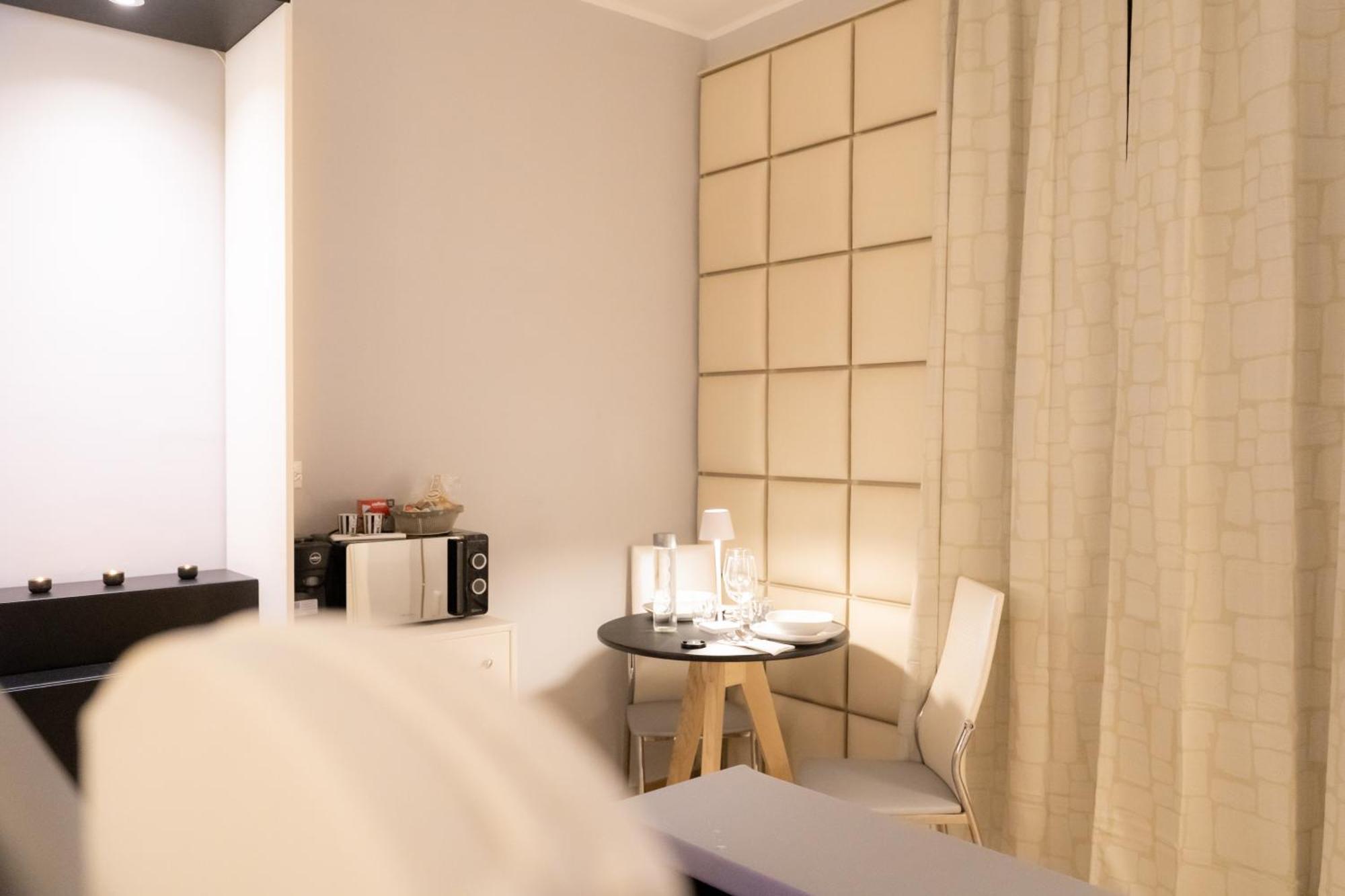 Alma Suites - Il Nido D'Amore Livorno Exteriör bild
