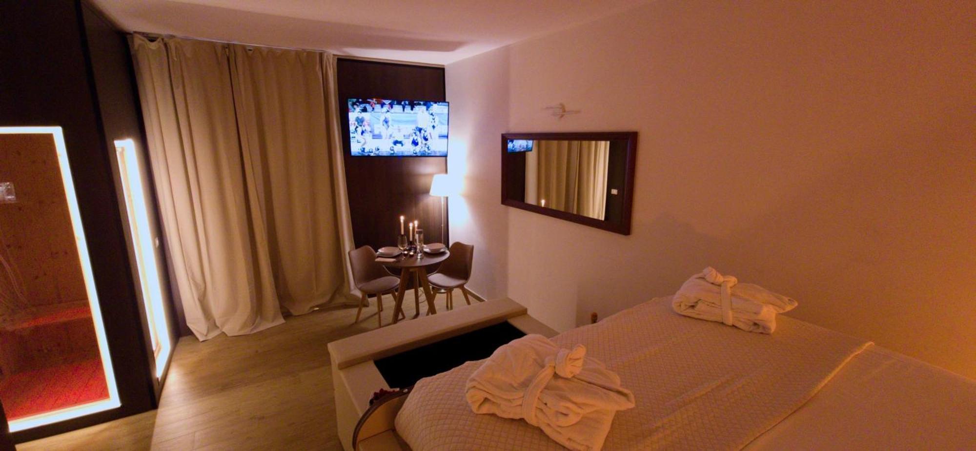 Alma Suites - Il Nido D'Amore Livorno Exteriör bild